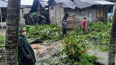 Rumah Warga Kepulauan Taulud Sulut Rusak Diterjang Angin Kencang