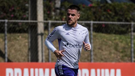 Cruzeiro Informa Que Cirurgia De Ramiro Foi Bem Sucedida Jogador Deve