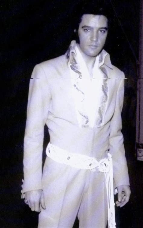 Elvis Backstage At The Las Vegas Hilton January Or February 1970 Elvis Jumpsuits Elvis