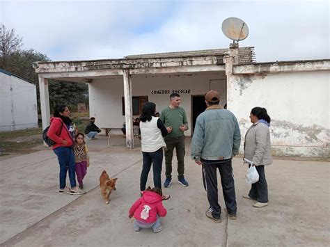 El Intendente Javier Carbajal Visit A Los Vecinos De Pozo Herrera