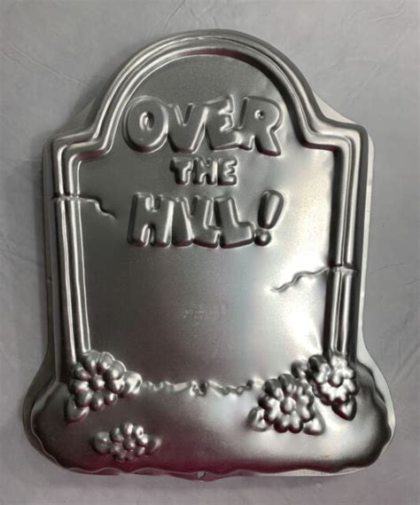 Wilton Over The Hill Tombstone Cake Pan 2105 1237 Halloween 1995 Ebay