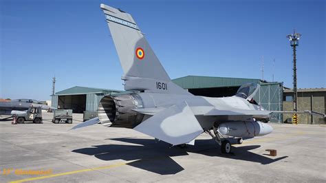 Primele avioane F16 vin în România săptămâna aceasta dar vor fi