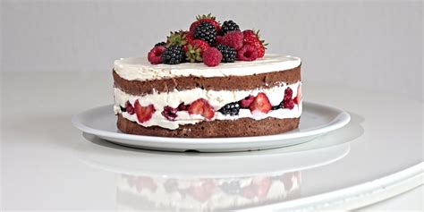 Schoko Beeren Torte Rezept für einen naked cake WebundWelt