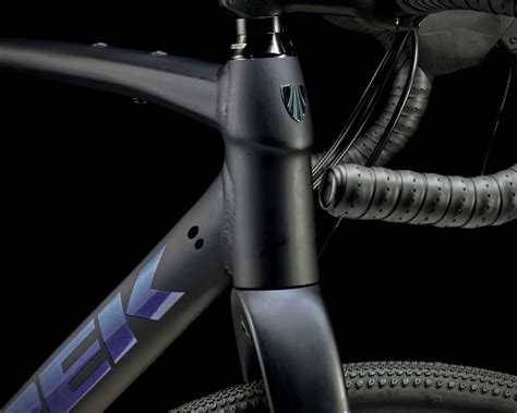 Trek Checkpoint Alr Gravel Bike Deep Dark Blue Gravel