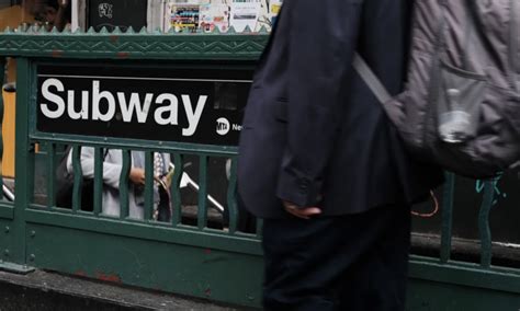 Choque De Dos Tres Del Metro De Nueva York Deja Personas Heridas