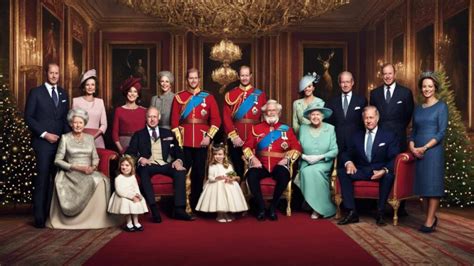 Les Traditions De No L Tonnantes De La Famille Royale Britannique