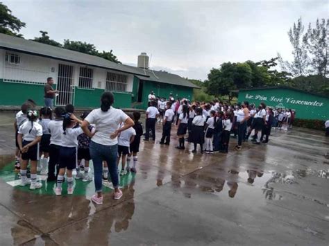 Realizan Simulacro En Escuela Primaria Jos Vasconcelos En Veracruz