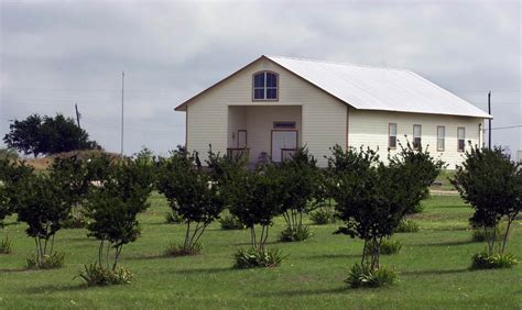 Mount Carmel Center Today: Branch Davidian Then & Now | Heavy.com