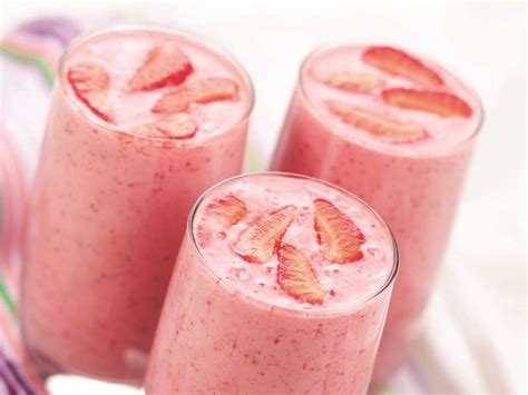 Çilekli Smoothie Tarifi Çilekli Smoothie Nasıl Yapılır Lezzet