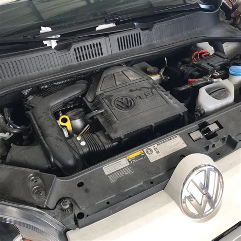 Vw Cross Up Tsi Sucata Para Retirar Pe As Tumbo Pe As