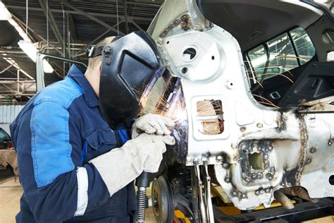 Welding Safety Tips For Students In Car Body Repair Courses