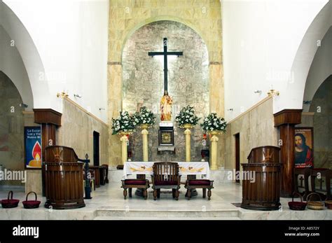 The Sagrado Corazon de Jesus Church interior sanctuary in Los Mochis Sinaloa Mexico Stock Photo ...