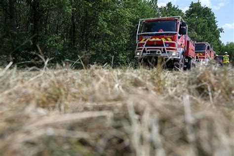 Incendies En Algérie Un Nouveau Bilan Fait état De 34 Morts Dans Le