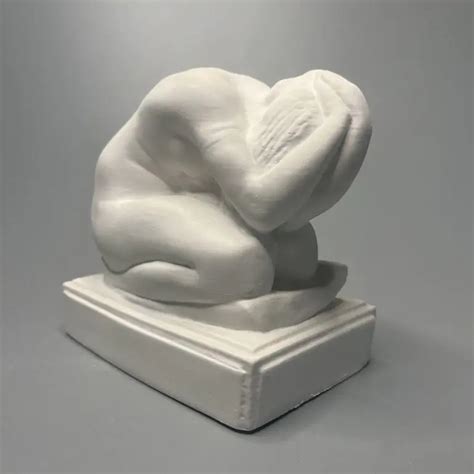 Arte Moderna Escultura Artesanal Branco Gesso Nu Mulher Ajoelhado Posi