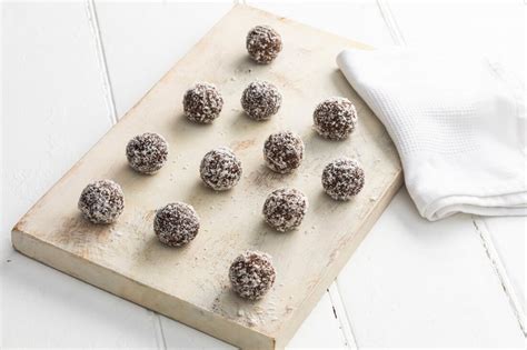 Chocolate And Coconut Bliss Balls Recipe I Healthy Lunch Box