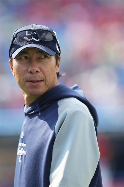 【ヤクルト】高津監督、dena石田との初交渉に「交渉に至った経緯等々は僕の口からはアレ」 プロ野球写真ニュース 日刊スポーツ