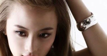 Vẻ đẹp rạng ngời của hot girl Carina Kim Linh Show Nude Sexy