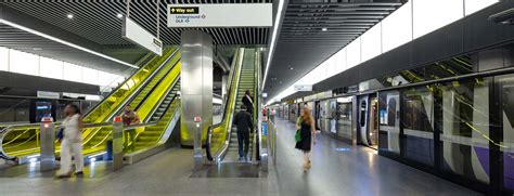 Canary Wharf Station Adamson And Aai