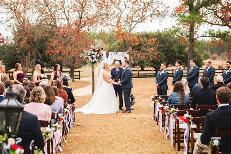 Winter Wedding in Early December - Jamie & Emily McClintock — TORI STEYNE