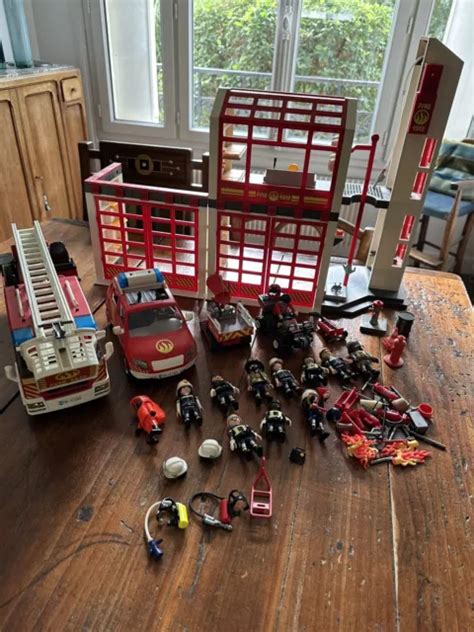 Playmobil Caserne Et V Hicules Pompiers Lot De Bo Tes Eur