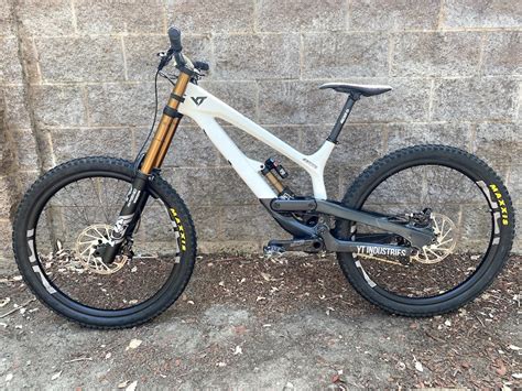 2019 Yt Tues Pro Race Large 275 For Sale