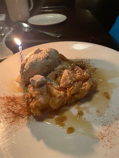 Annie Gunn's - Chesterfield, MO - Nextdoor