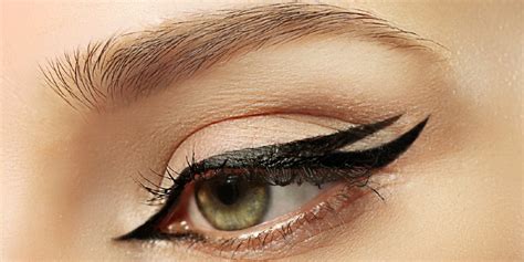 Blog De Famaideal Conoce Sobre La Nueva Tendencia Del Doble Eyeliner