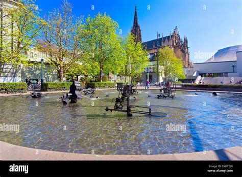 Tinguely Fountain In Basel Switzerland Stock Photo Alamy