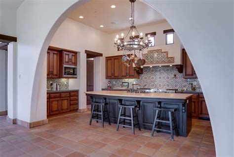 31 Modern and Traditional Spanish Style Kitchen Designs