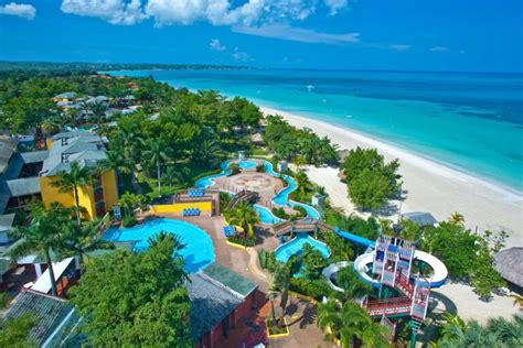 Overwater Bungalows In Jamaica For The Ultimate Honeymoon