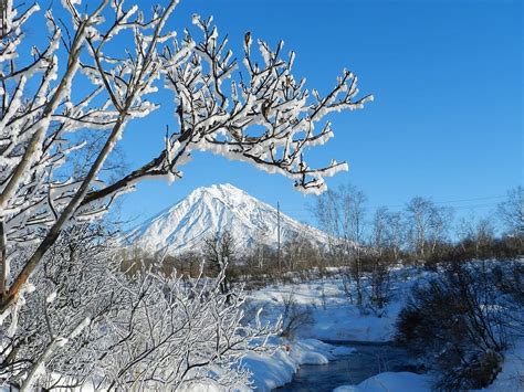 Gunung Berapi Koryaksky Kamchatka Musim Dingin Embun Beku Leann