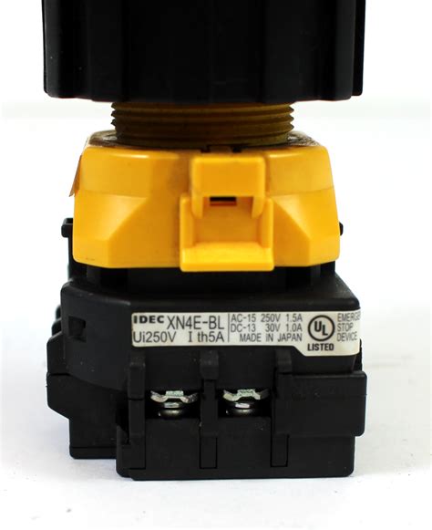 Idec Xn4e Bl Emergency Stop Push Button