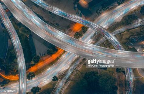 Singapore Overhead Bridge Photos and Premium High Res Pictures - Getty ...