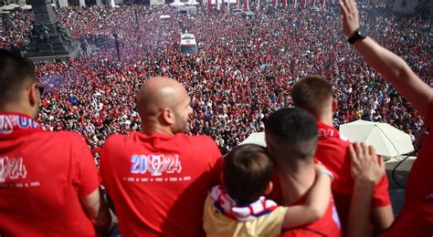 Wis A Wi Towa A Puchar Polski Na Krakowskim Rynku Euforia Tysi Cy