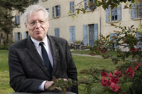 Bernard Devert en conférence témoignage à Angers Habitat et Humanisme