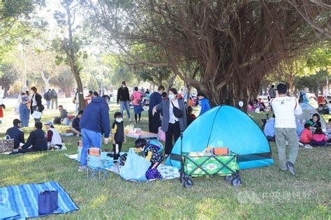 首屆台中市民野餐日登場 萬人湧中央公園同歡 地方 中央社 Cna