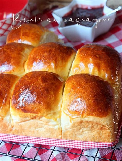 Cette Recette De Brioche Au Mascarpone Et Sans Beurre Est Bien Moelleuse Les Brioches Maison