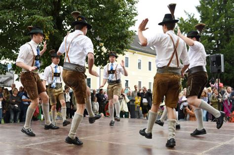 400+ Lederhosen Dance Stock Photos, Pictures & Royalty-Free Images - iStock