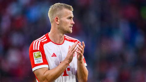 Das Ist Furchtbar De Ligt Mit Rolle Beim Fc Bayern Unzufrieden