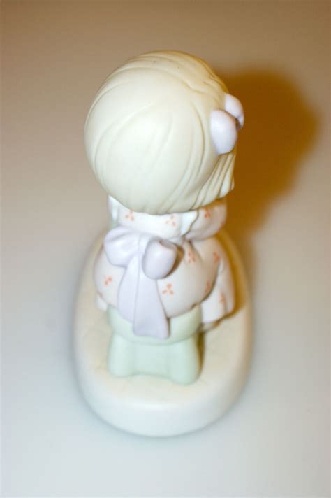 Precious Moments Sharing 1994 Members Only Figurine Pm942 Enesco Ebay