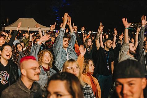 Happy Brook Festival In Limbach Oberfrohna Muss Umziehen