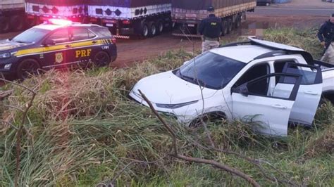 Prf Recupera Caminhonete Furtada Quilos De Maconha Em Maring