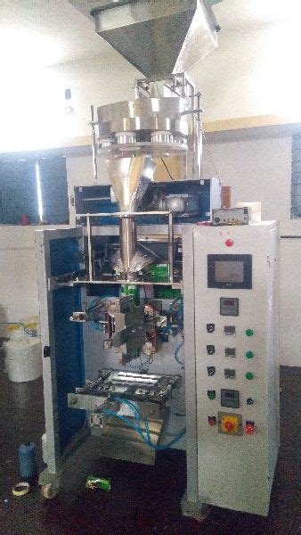 Fully Automatic Namkeen Pouch Packing Machine Voltage 110V 220V