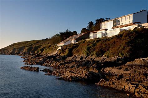 Condé Nast Ranks Irish Hideaway Among Worlds Most Beautiful Clifftop