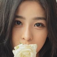 Emmy Speens Nude Leaks Fapopedia