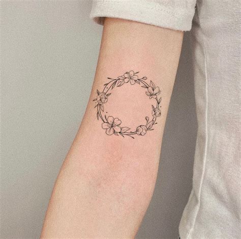 Round Flower Tattoo