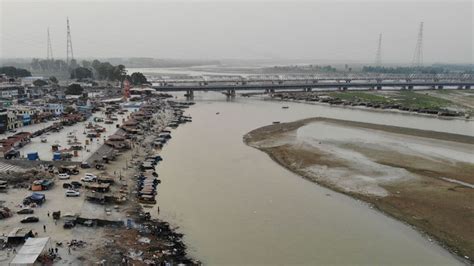 More than 70 bodies found floating in the Ganges River of India - TheHealthGuild