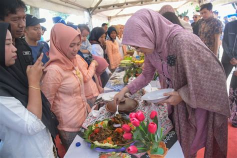 Pemkab Purwakarta Kembangkan Wisata Kuliner Olahan Daging Entog Di