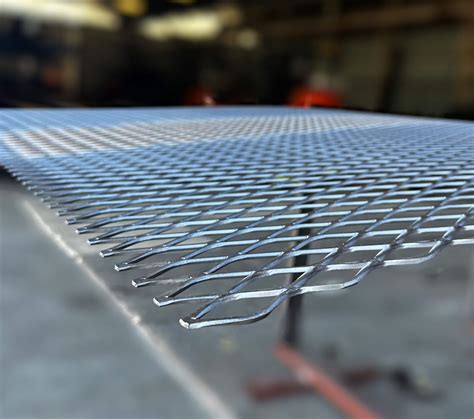 Expanded Metal 3/4″ #9 – Ironrod Steel Co.