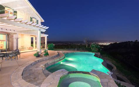 Calabasas House rental: Calabasas Estate - A Luxurious Getaway From Los ...